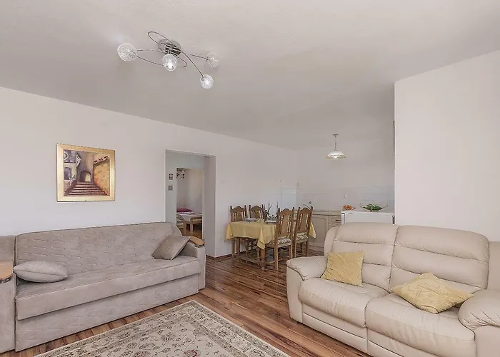 Nansy Apartman